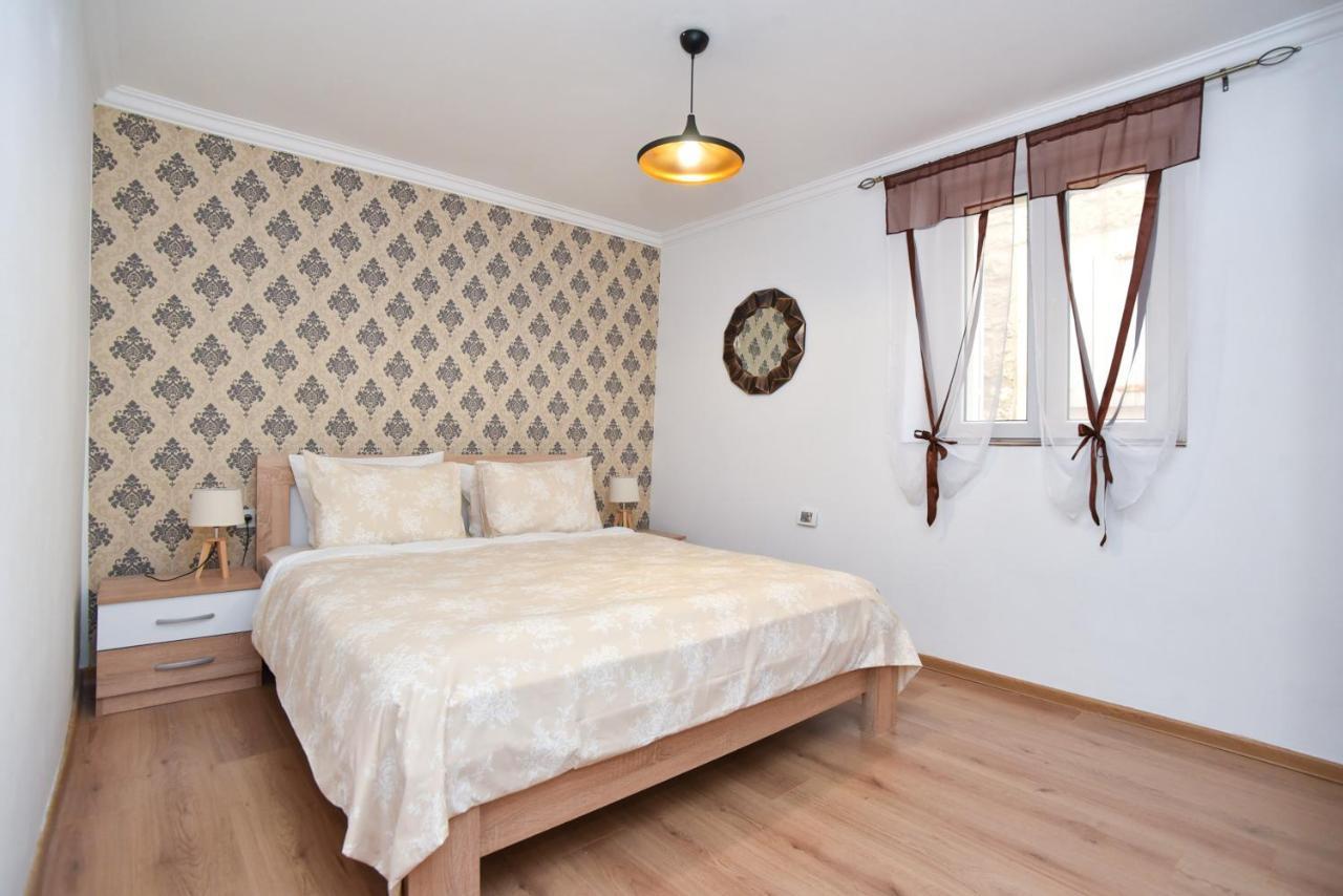 Palm Square Apartment 2 Budva Eksteriør billede