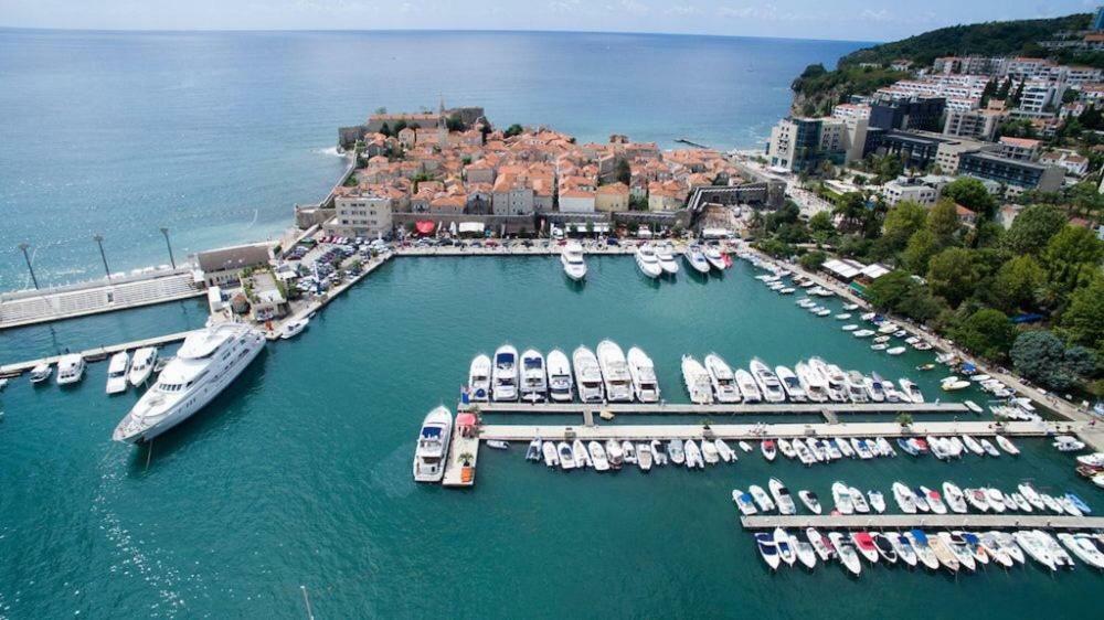 Palm Square Apartment 2 Budva Eksteriør billede